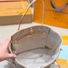 LV Pre-Fall Neverfull MM LV266105 LV Pre-Fall Neverfull MM LV266105