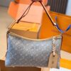 LV Pre-Fall Carryall East-West LV266109 LV Pre-Fall Carryall East-West LV266109