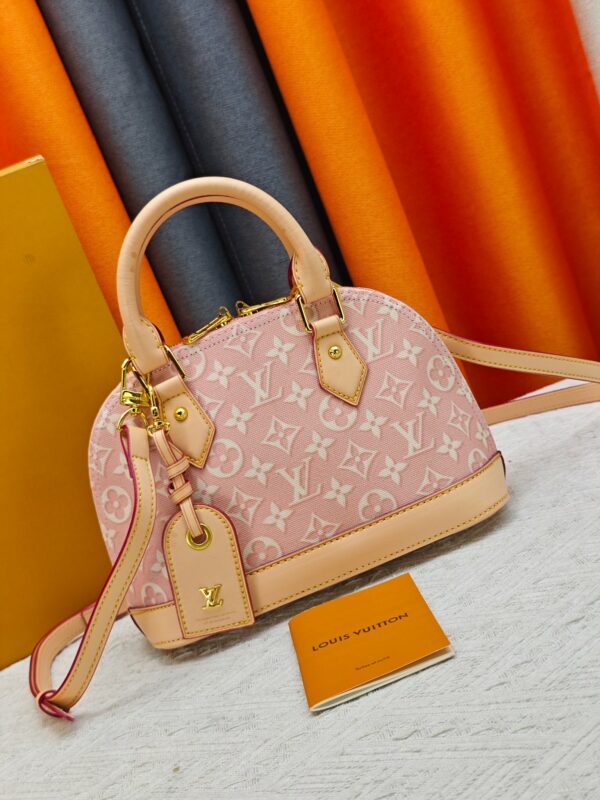 LV Pre-Fall Alma BB M53152