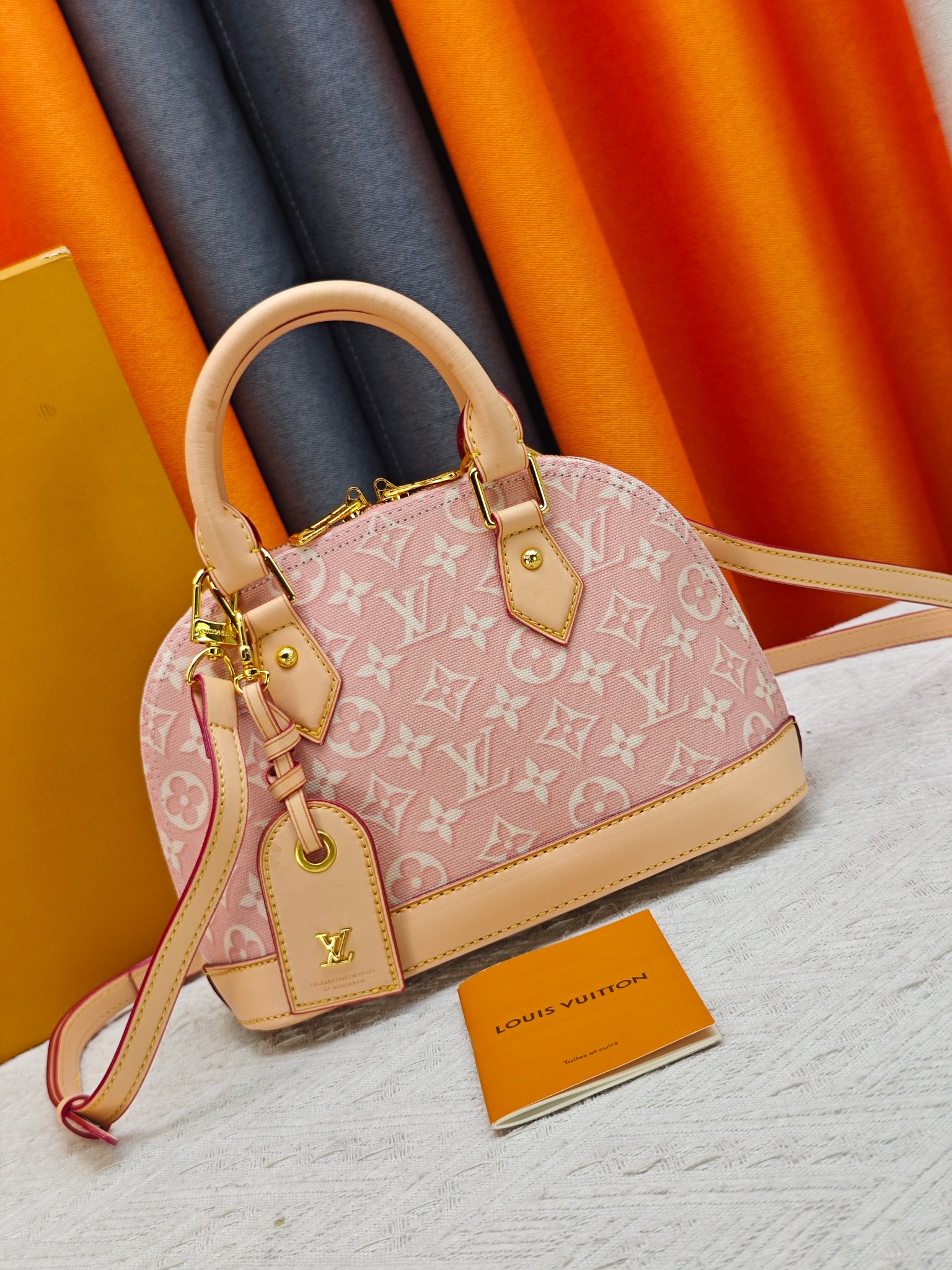 LV Pre-Fall Alma BB M53152 LV Pre-Fall Alma BB M53152