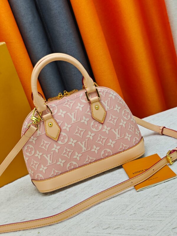LV Pre-Fall Alma BB M53152