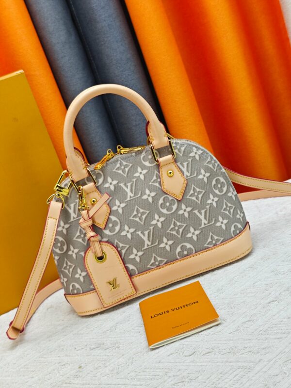 LV Pre-Fall Alma BB M53152
