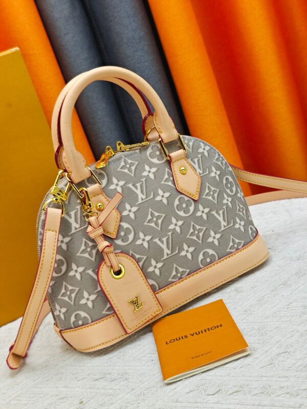 LV Pre-Fall Alma BB M53152