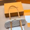 LV Pre-Fall Squire East West LV266104