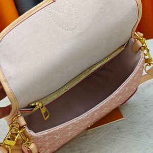 LV Pre-Fall Diane PM M45985