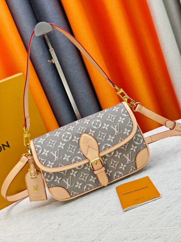 LV Pre-Fall Diane PM M45985
