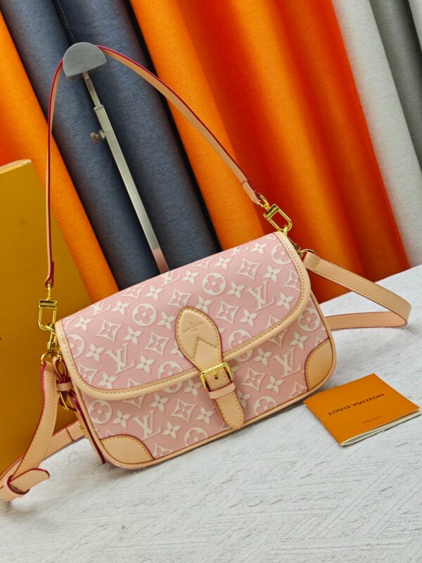 LV Pre-Fall Diane PM M45985