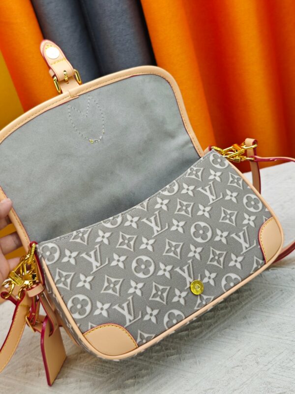 LV Pre-Fall Diane PM M45985