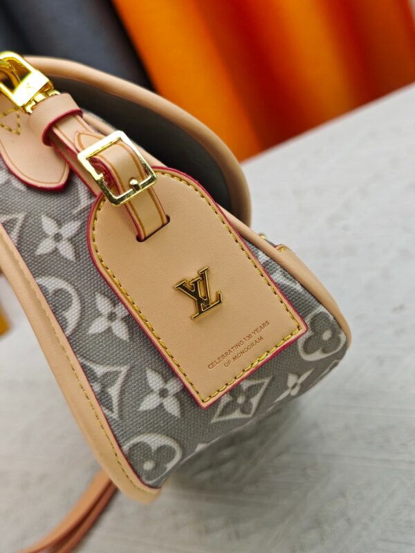 LV Pre-Fall Diane PM M45985