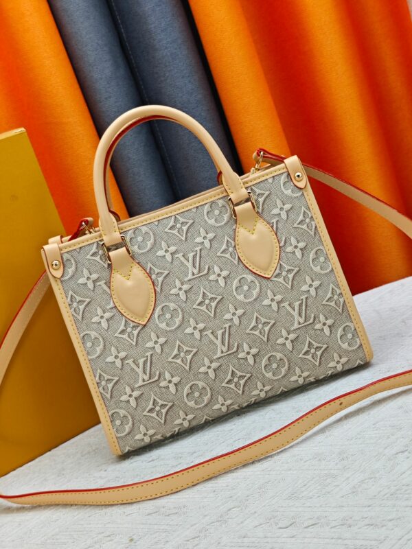 LV Pre-Fall Onthego M45659 LV Pre-Fall Onthego M45659