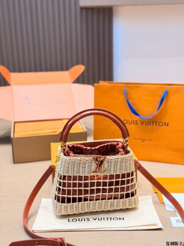 Stylish Fashion Carry LV Handbag LV266103 Stylish Fashion Carry LV Handbag LV266103