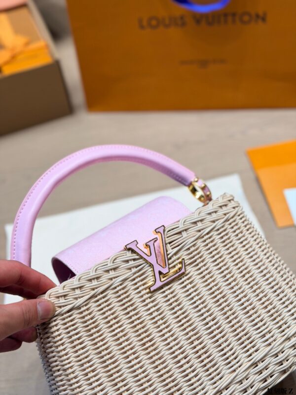 Stylish Fashion Carry LV Handbag LV266103 Stylish Fashion Carry LV Handbag LV266103