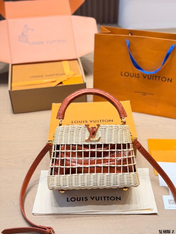 Stylish Fashion Carry LV Handbag LV266103 Stylish Fashion Carry LV Handbag LV266103
