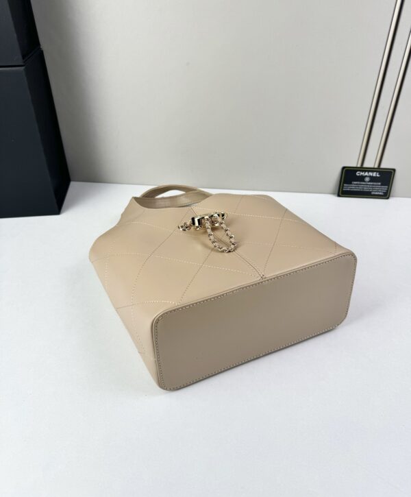 New Fashion CN Handbag 6132-091