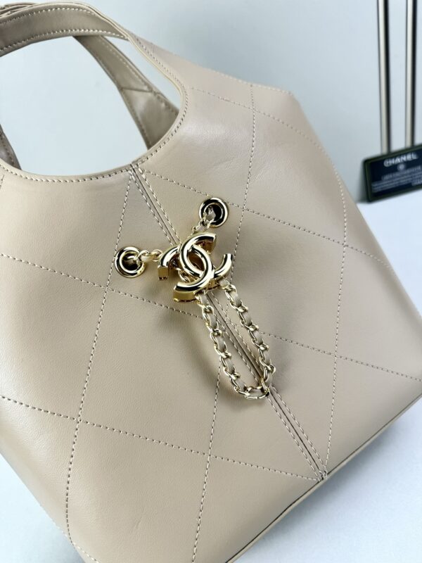 New Fashion CN Handbag 6132-091