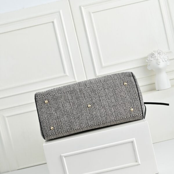 New Fashion CN Handbag 6289-062