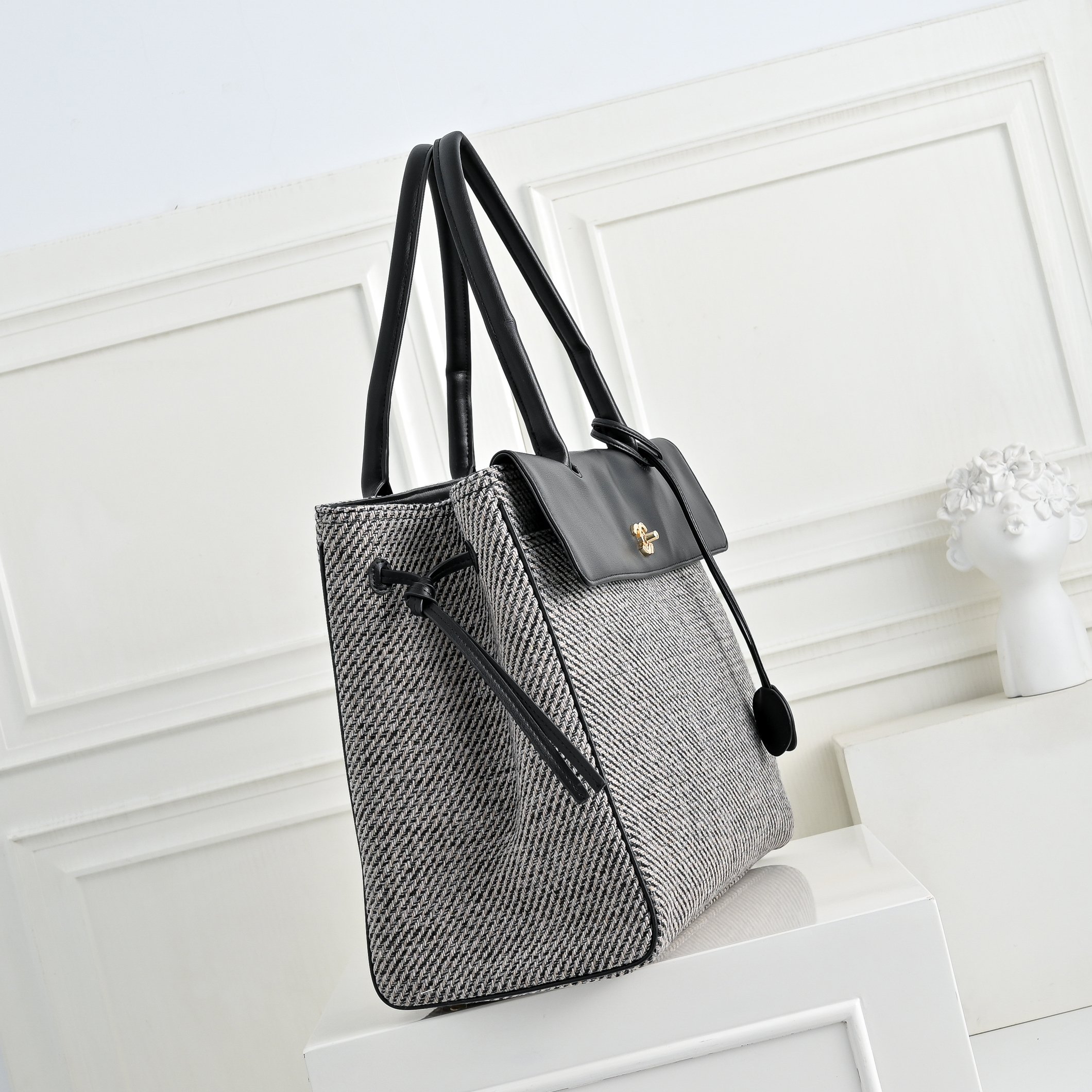 New Fashion CN Handbag 6289-062 New Fashion CN Handbag 6289-062