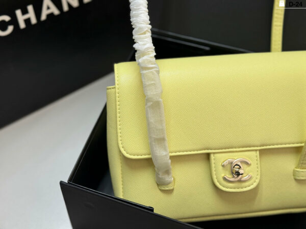 CN Shiny Caviar Mini Preppy Coco Shoulder Bag C4109 CN Shiny Caviar Mini Preppy Coco Shoulder Bag C4109