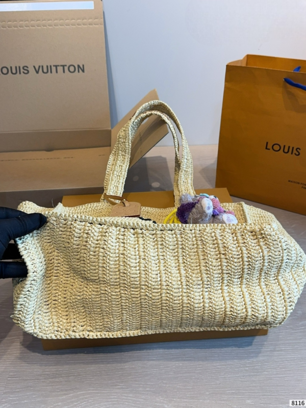 Stylish Fashion Carry LV Handbag LV265114