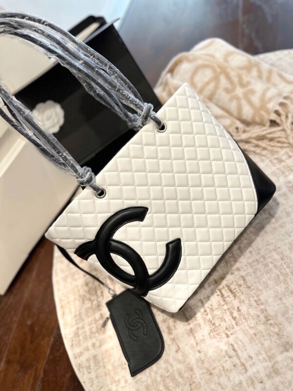 Stylish Fashion Carry Bag CC26186 Stylish Fashion Carry Bag CC26186