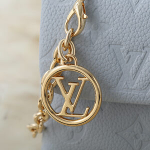 Chic Charm LV Handbag M27034/M25596/061 2 839cbcf7