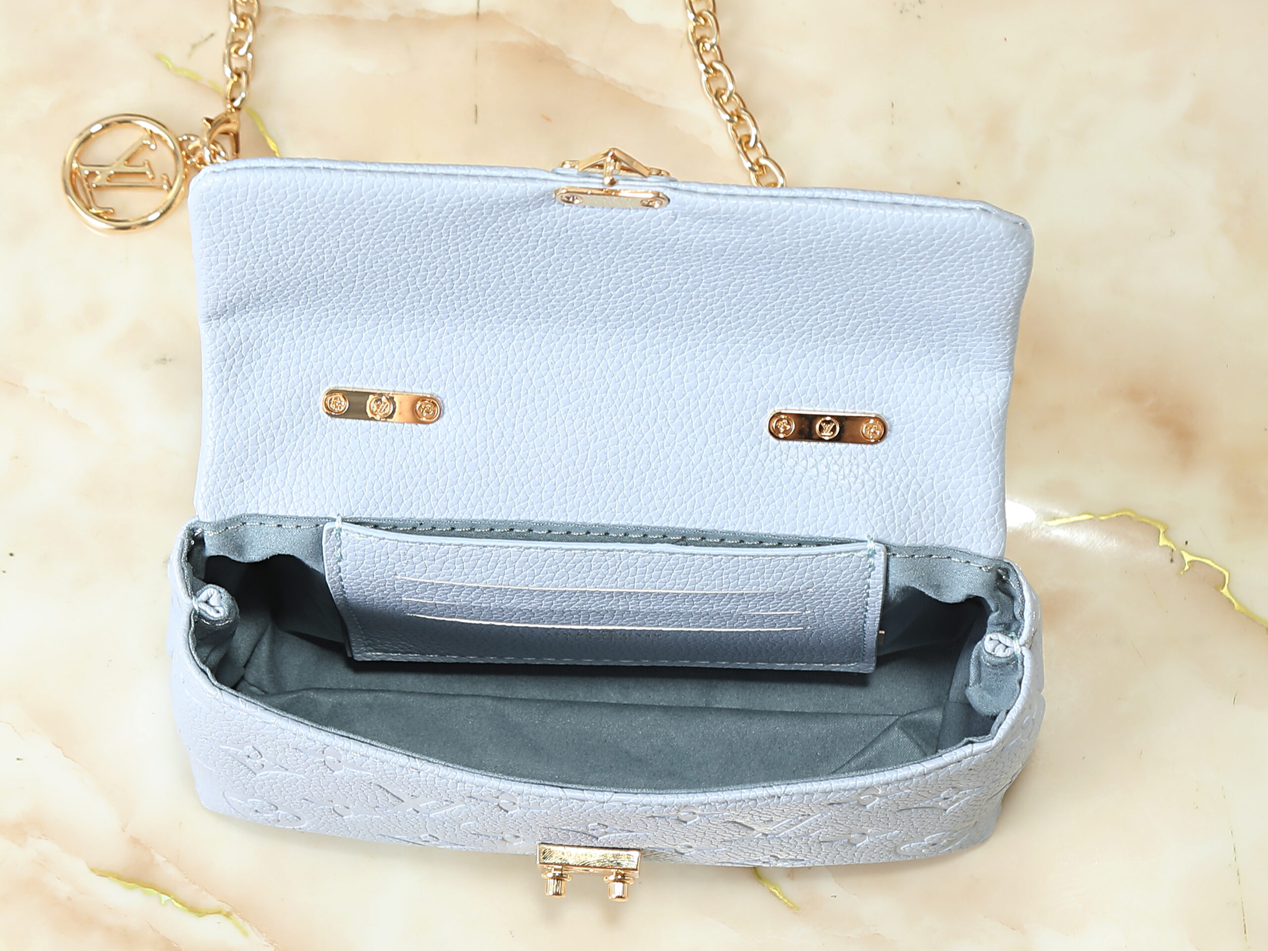Chic Charm LV Handbag M27034/M25596/061 Chic Charm LV Handbag M27034/M25596/061