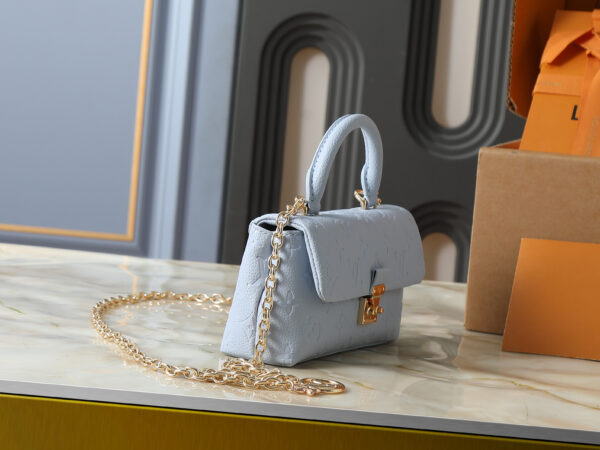 Chic Charm LV Handbag M27034/M25596/061 Chic Charm LV Handbag M27034/M25596/061