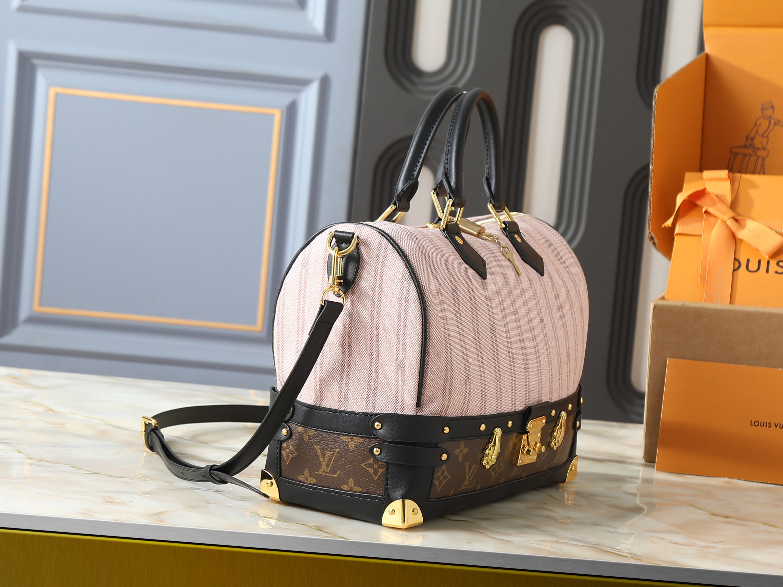 Chic Charm LV Handbag M29199 Chic Charm LV Handbag M29199