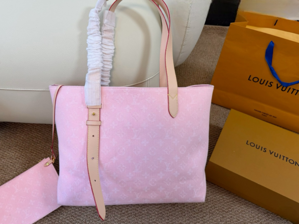 Stylish Fashion Carry LV Handbag LV266231 Stylish Fashion Carry LV Handbag LV266231