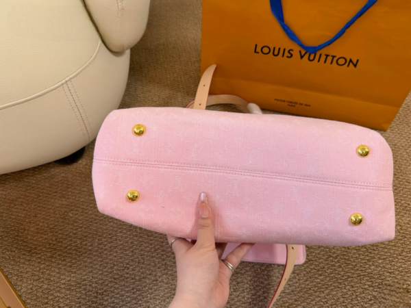 Stylish Fashion Carry LV Handbag LV266231 Stylish Fashion Carry LV Handbag LV266231