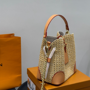 Stylish Fashion Carry LV Handbag LV266717 2 28b211b1 Photoroom