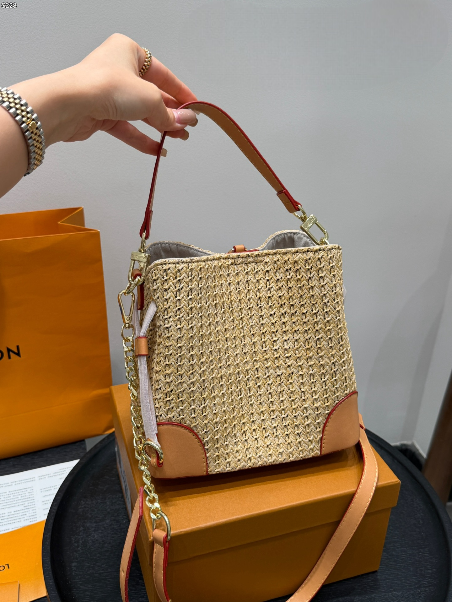 Stylish Fashion Carry LV Handbag LV266717 Stylish Fashion Carry LV Handbag LV266717