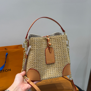 Stylish Fashion Carry LV Handbag LV266717 6 71ffd364 Photoroom