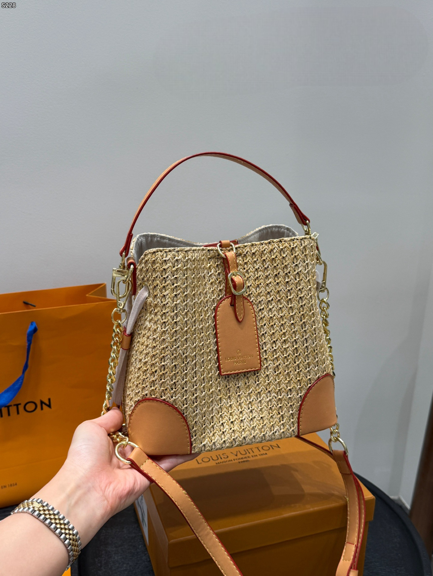 Stylish Fashion Carry LV Handbag LV266717 Stylish Fashion Carry LV Handbag LV266717