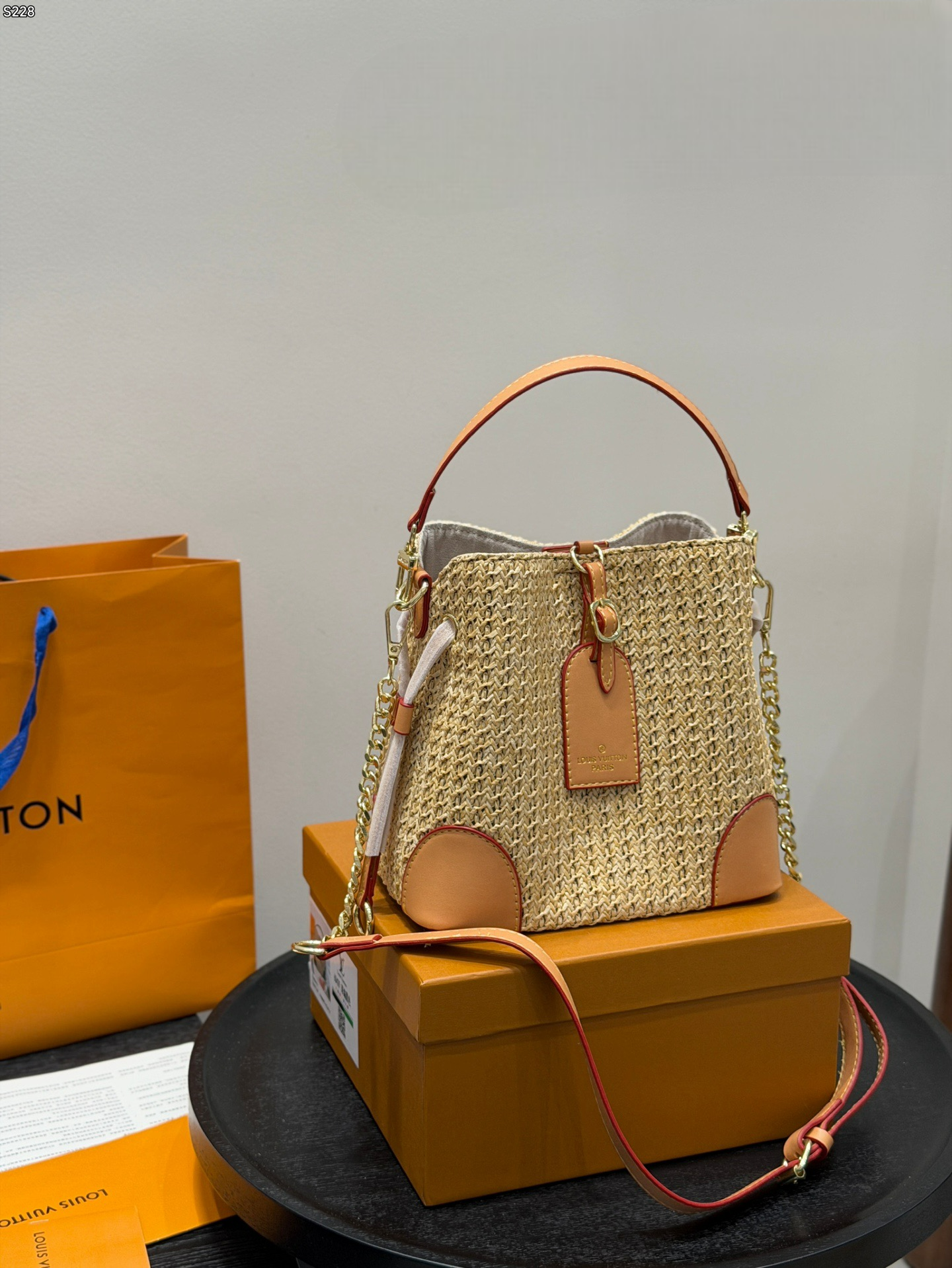 Stylish Fashion Carry LV Handbag LV266717 Stylish Fashion Carry LV Handbag LV266717