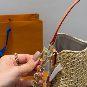 Stylish Fashion Carry LV Handbag LV266717 11 f8c83093 Photoroom