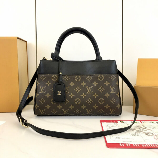 LV Avenue PM Monogram Empreinte Bag M25577 BC LV Avenue PM Monogram Empreinte Bag M25577 BC