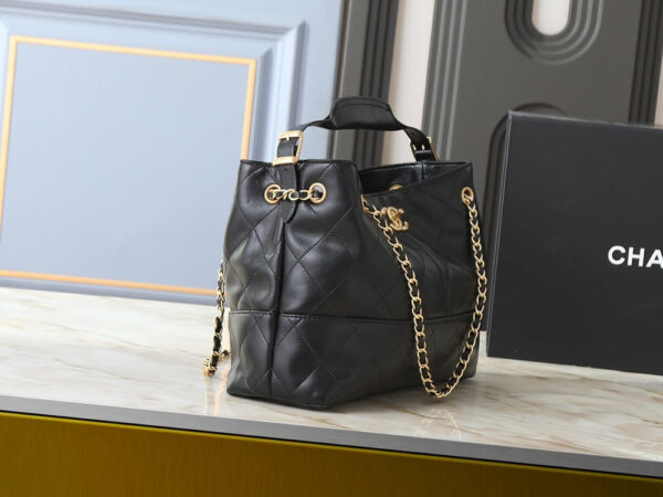 CN 25A Hobo Bag AS5634 BC CN 25A Hobo Bag AS5634 BC