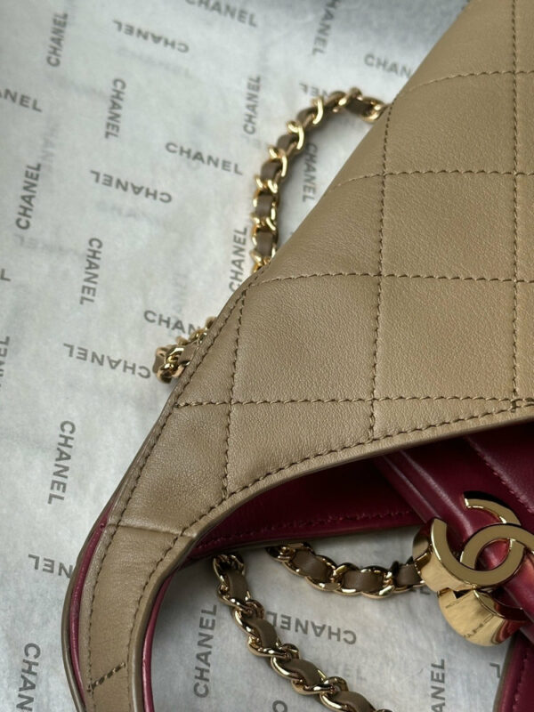 CN 25 Small Quilted Leather Shopping Bag AS6392 QA CN 25 Small Quilted Leather Shopping Bag AS6392 QA