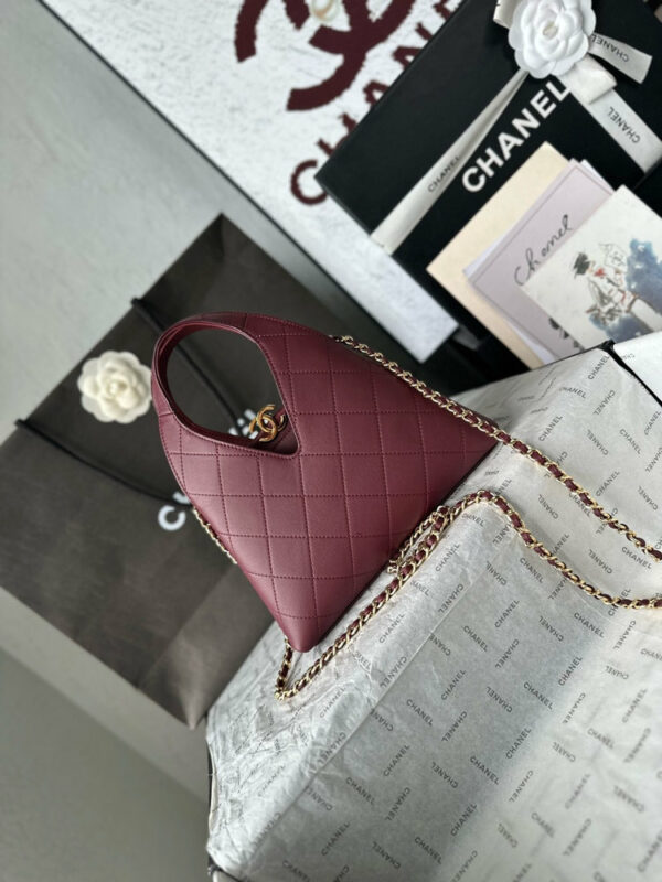 CN 25 Small Quilted Leather Shopping Bag AS6392 QA CN 25 Small Quilted Leather Shopping Bag AS6392 QA