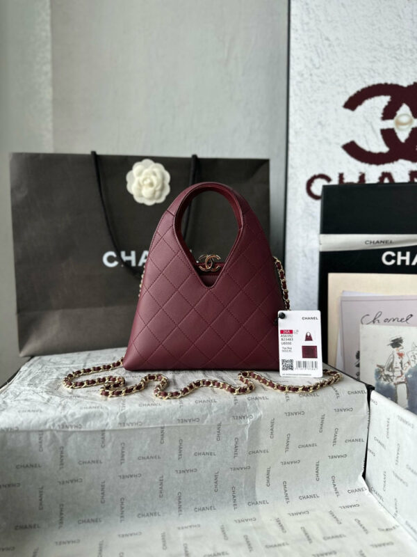 CN 25 Small Quilted Leather Shopping Bag AS6392 QA CN 25 Small Quilted Leather Shopping Bag AS6392 QA