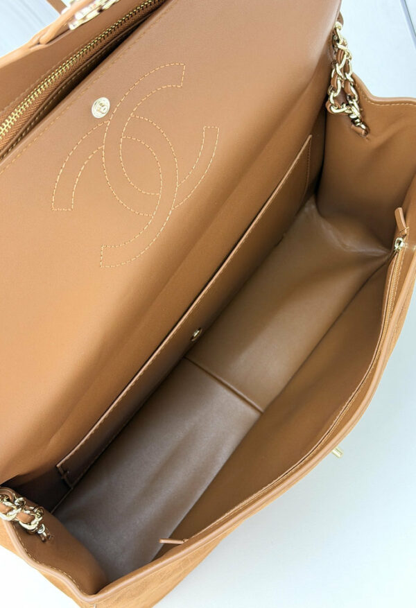 CN Maxi Flap Bag 6813 BC CN Maxi Flap Bag 6813 BC
