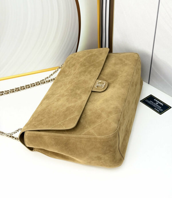 CN Maxi Flap Bag 6813 BC CN Maxi Flap Bag 6813 BC