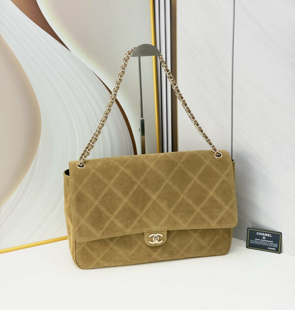 CN Maxi Flap Bag 6813 BC CN Maxi Flap Bag 6813 BC