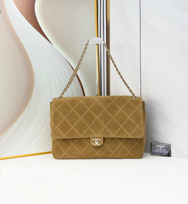 CN Maxi Flap Bag 6813 BC CN Maxi Flap Bag 6813 BC