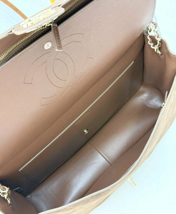 CN Maxi Flap Bag 6813 BC CN Maxi Flap Bag 6813 BC