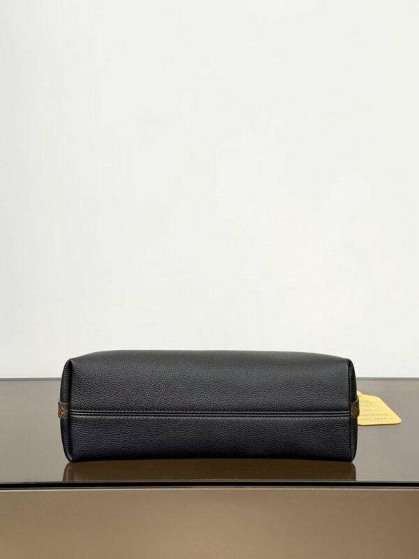 LV Multipass Grained Calfskin Bag LV Multipass Grained Calfskin Bag