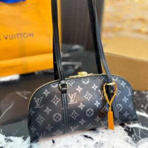 LV Squire East-West Bag 268161-1 QA