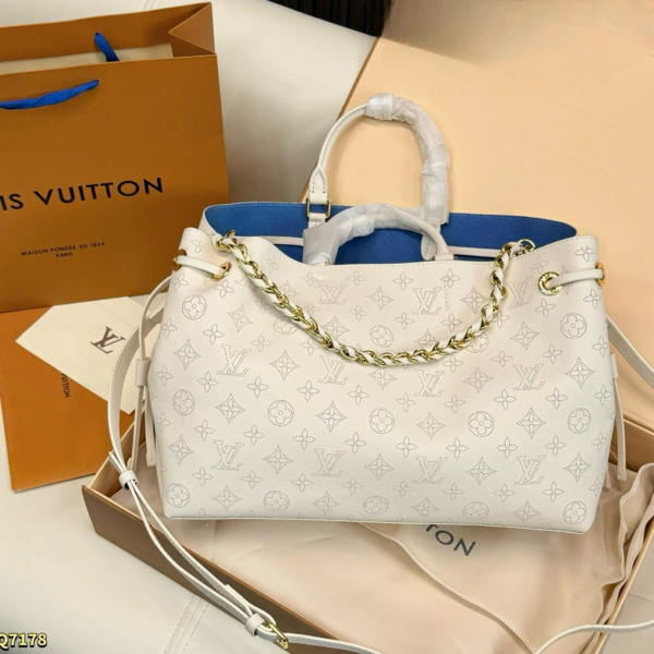 Stylish Fashion Carry LV Handbag LV268245 QA Stylish Fashion Carry LV Handbag LV268245 QA
