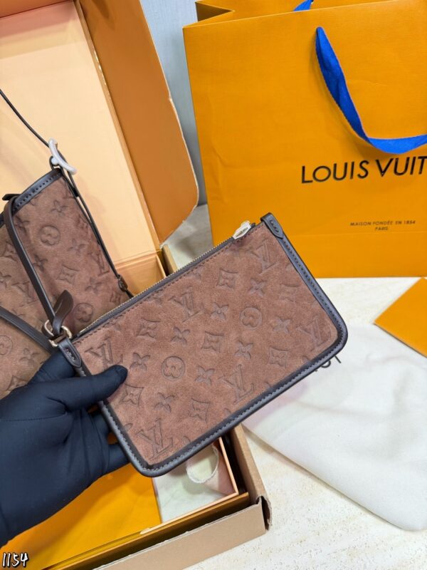 Stylish Fashion Carry LV Handbag LV268265 QA Stylish Fashion Carry LV Handbag LV268265 QA